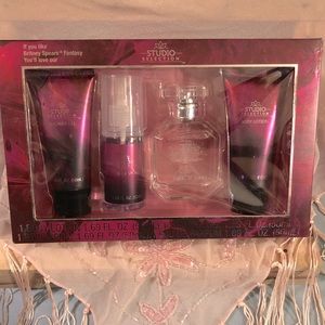 Brittney Spears Fantasy “knock-off “